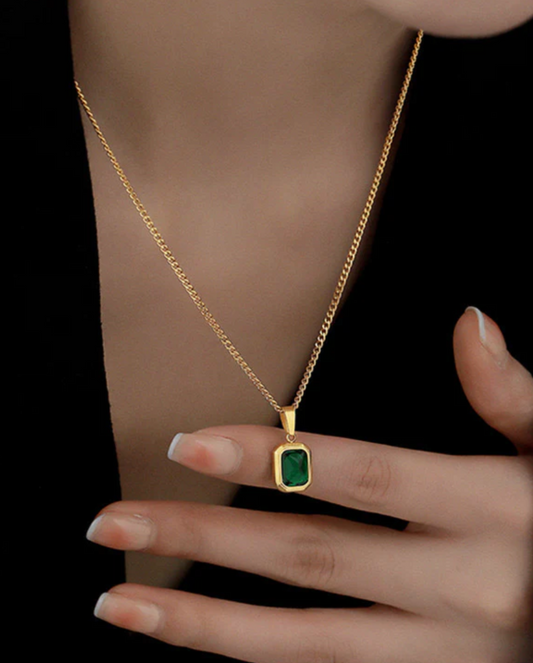 Minimalist Green Stone Necklace