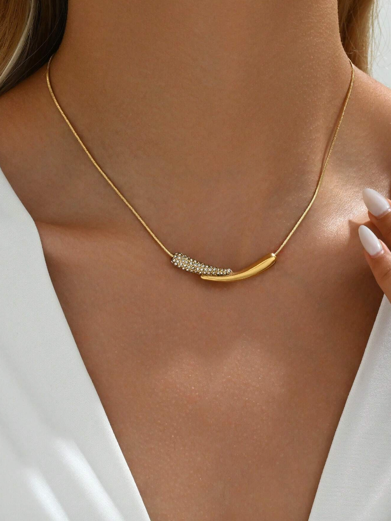 Dual-Tone Teardrop Elegance Necklace