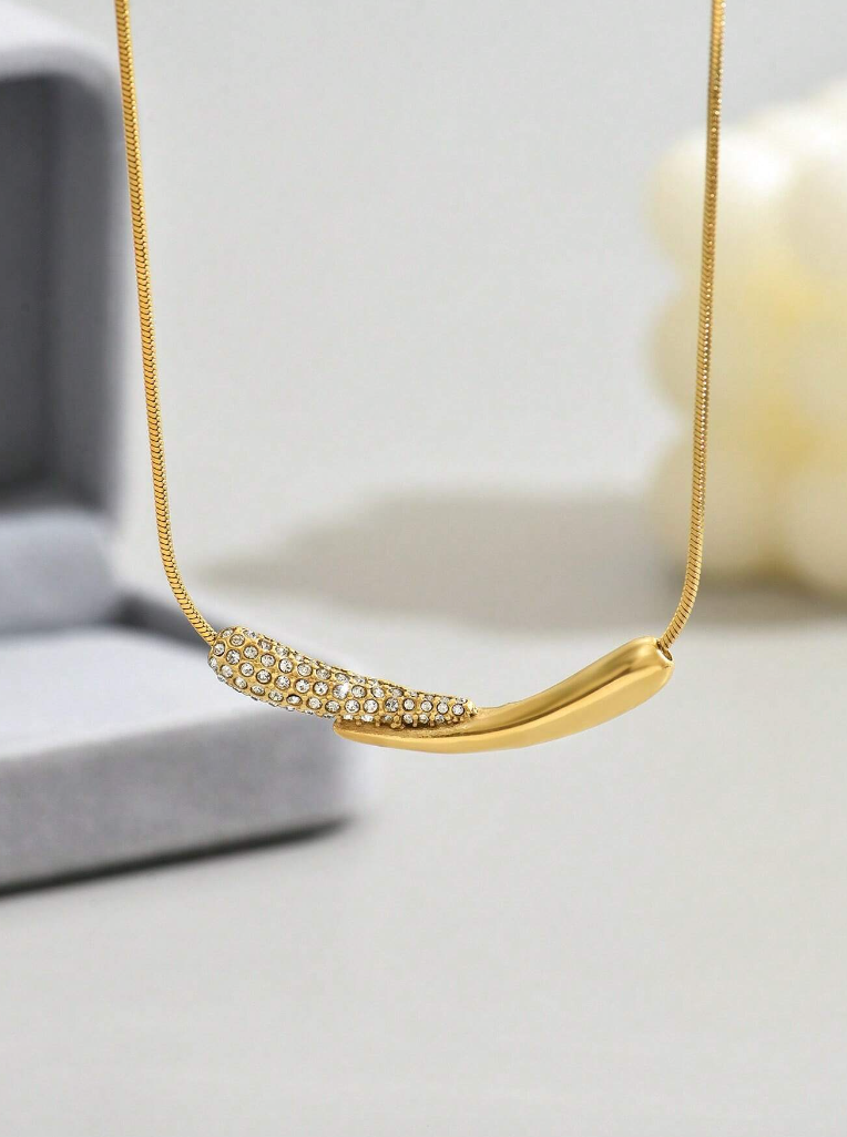 Dual-Tone Teardrop Elegance Necklace