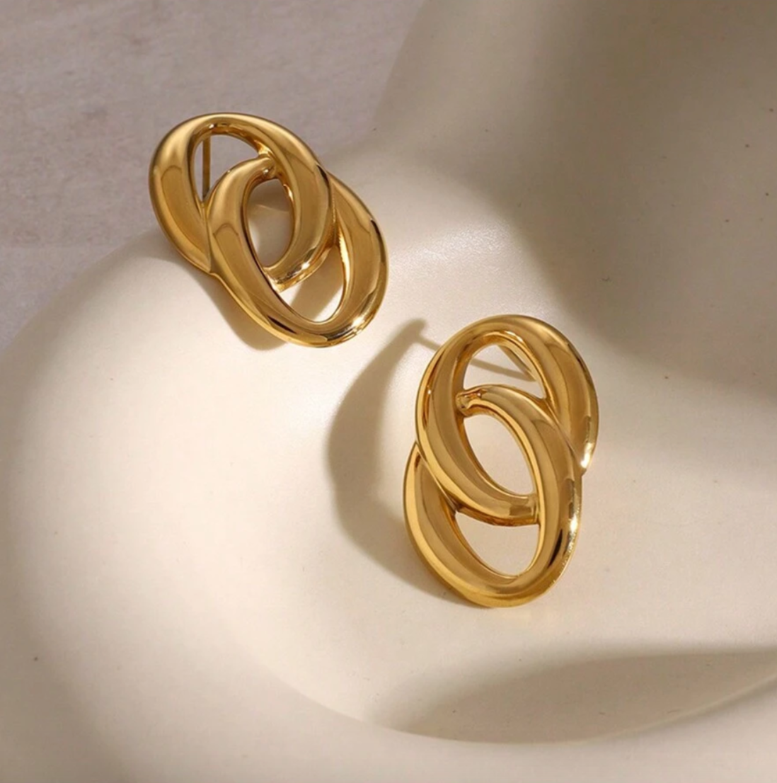 Geometric Double Oval Hollow Earring