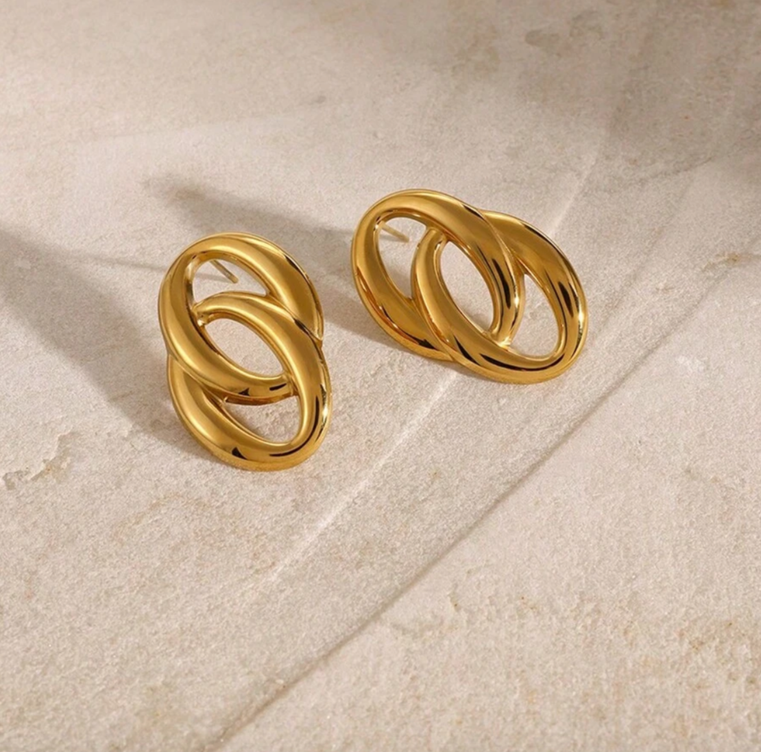 Geometric Double Oval Hollow Earring