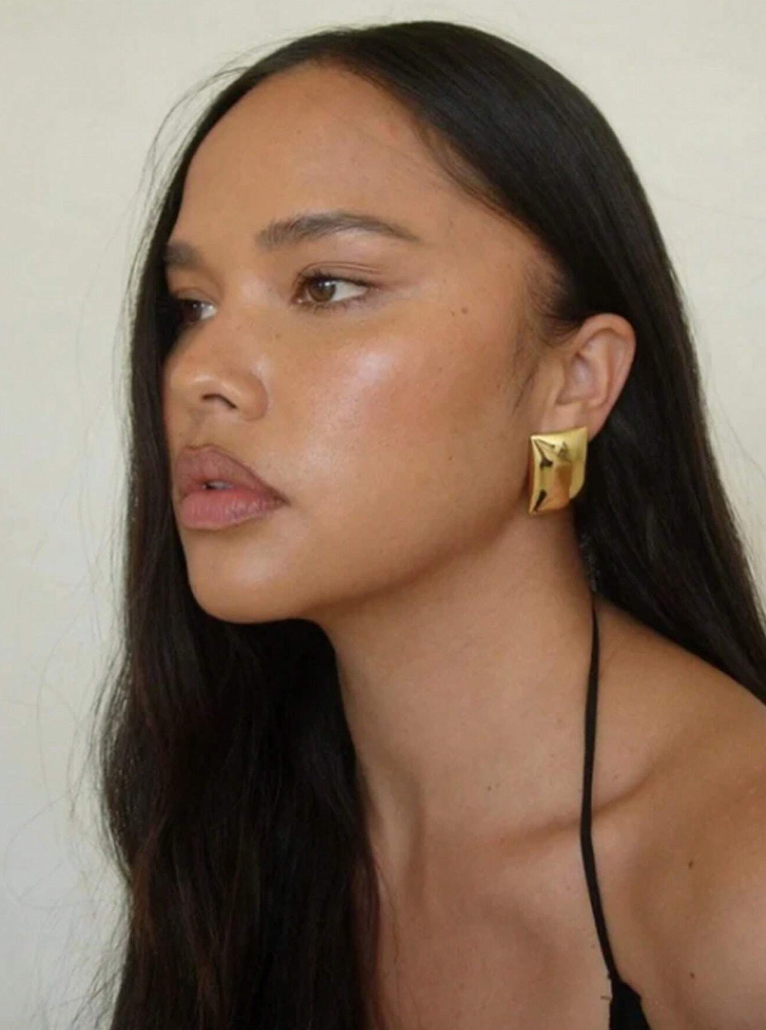 Ethereal Glow Oversize Earring