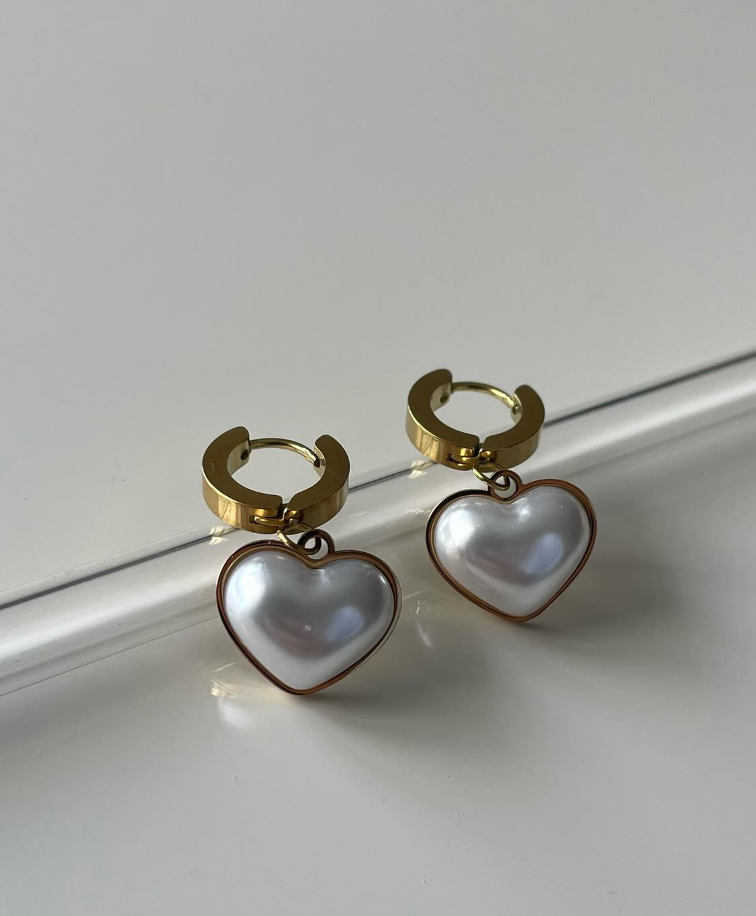 Heart Pearl Earring
