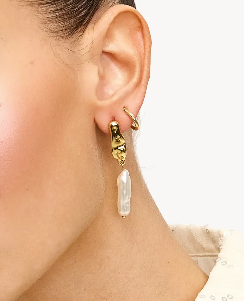 Pearl Drop Earring