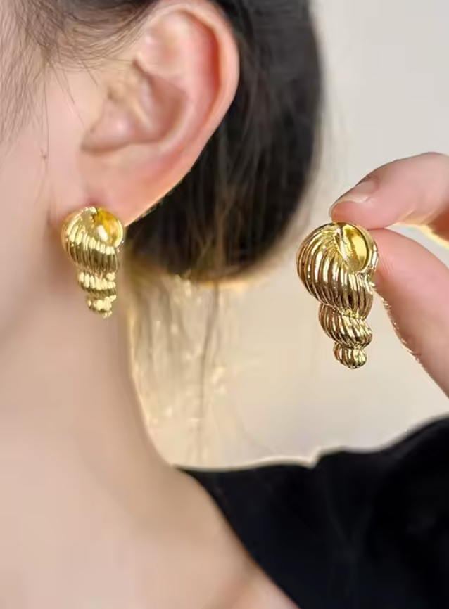 Tower Shell Earring