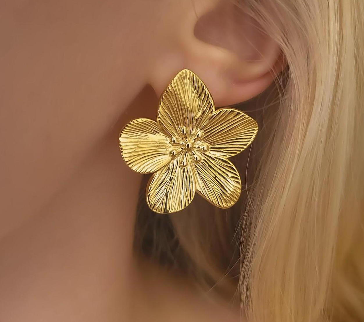 Flowers Design Earring