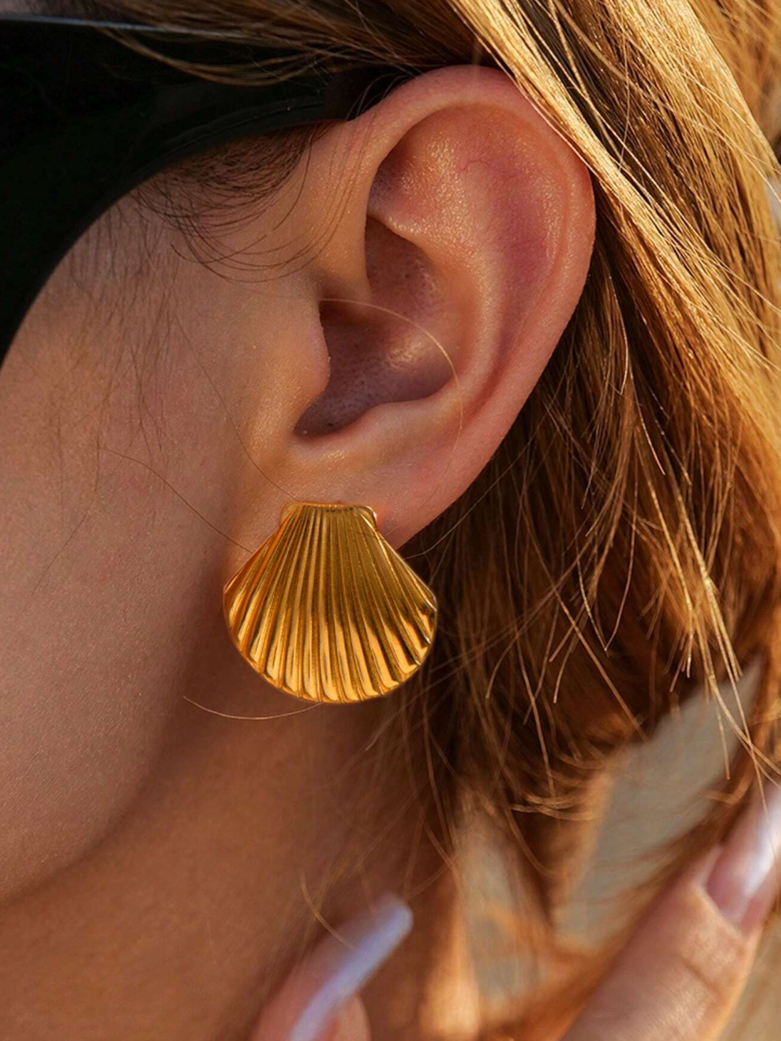 Shell Oversize Earring