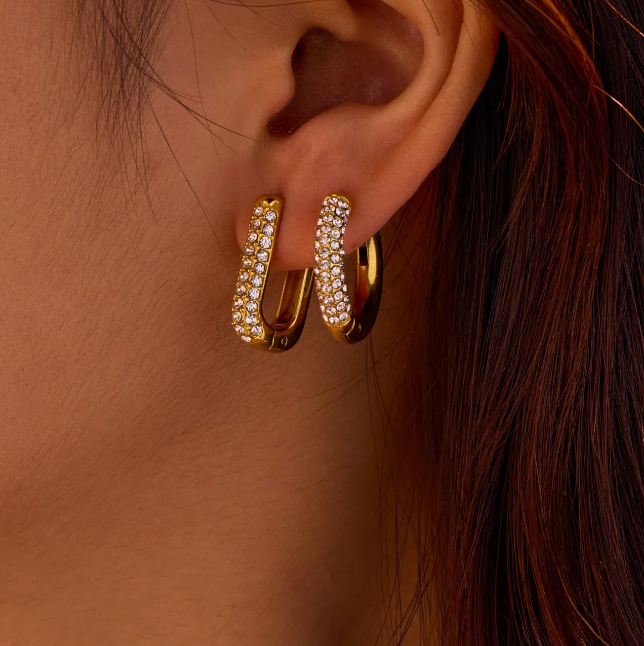 Diamond U Style & Hoop Earring