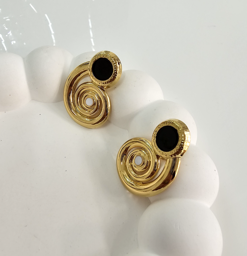 Swirling Earring