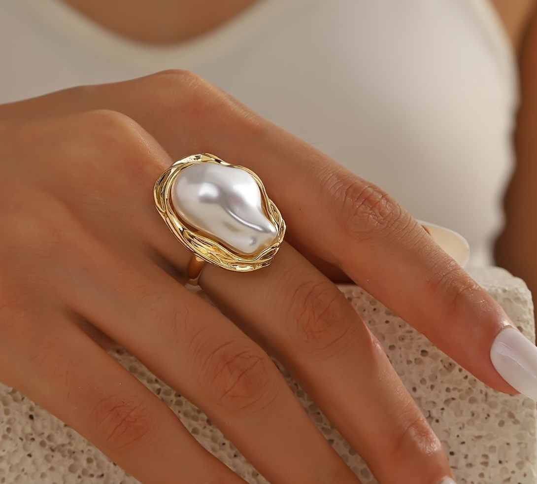 Pearl Adjustable Ring