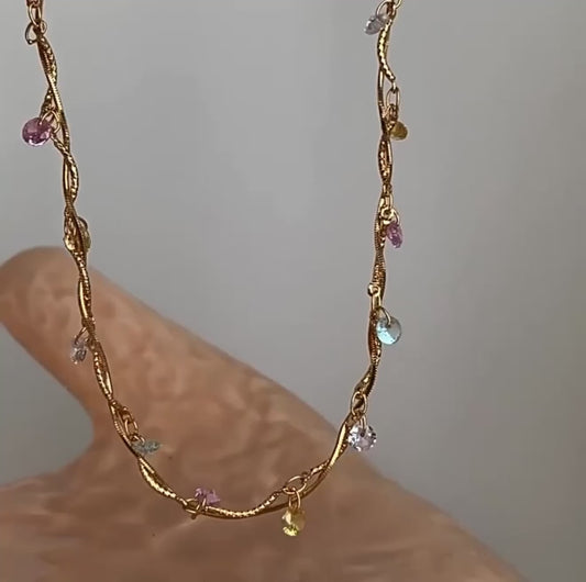 Lumière Necklace